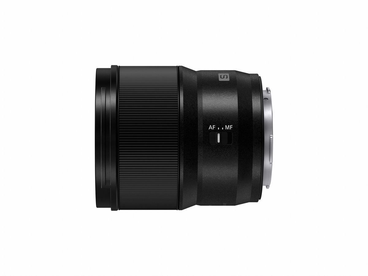 Panasonic LUMIX S 85mm F1.8  L-Mount