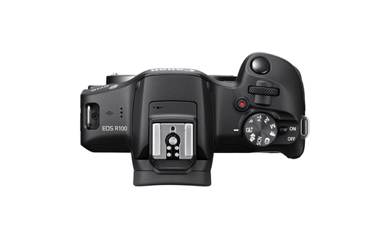 Canon EOS R100 + RF-S 18-45mm 1:4,5-6,3 IS STM